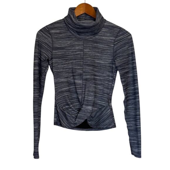 Lululemon Melodic Movement‎ Long Sleeve Top Women 4 Gray Activewear Yoga Stretch - Picture 1 of 7